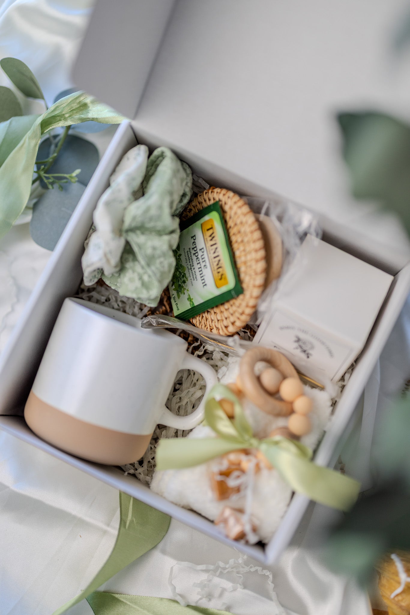 Self Care Gift Box For Women – Cozy Gift Basket With Hug in a Box Encouragement Gift Box Care Package for Her Holiday Gift for Her