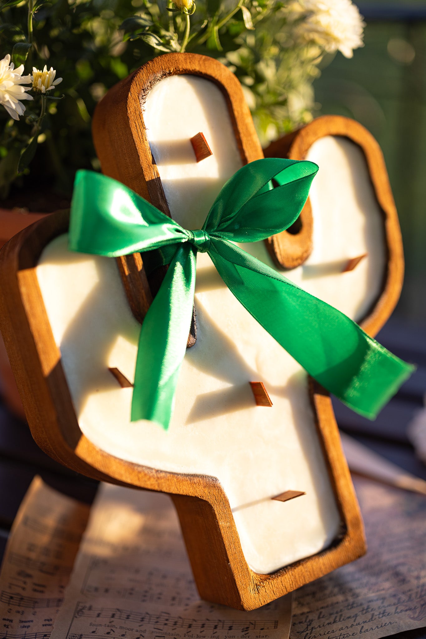 Cactus Rustic Wood Bowl Candle / 6 Wood Wicks