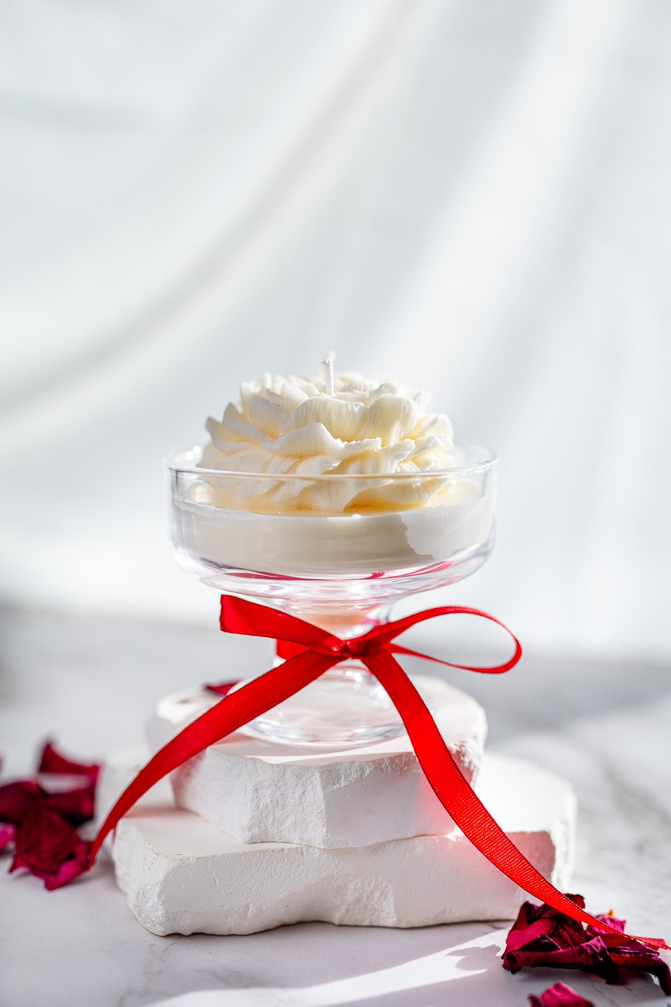 Handmade Flower Candle in Cocktail Drink Glass – Floral Soy Candle Home Décor Gift - MY Sunshine Candless