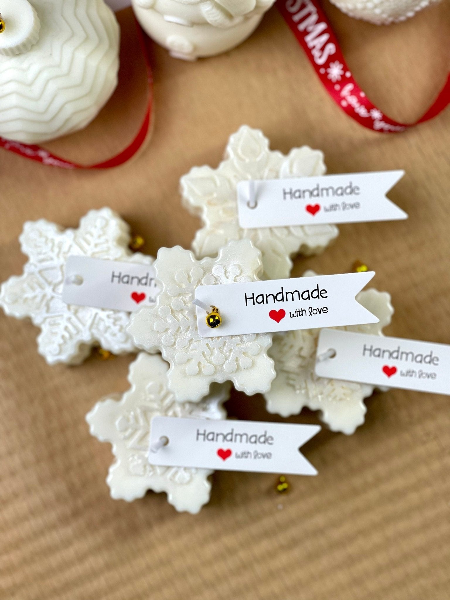 SNOWFLAKE CANDLE | Small Winter Holiday Candle, Christmas Candle, Christmas Holiday Decor.White Christmas Candle.