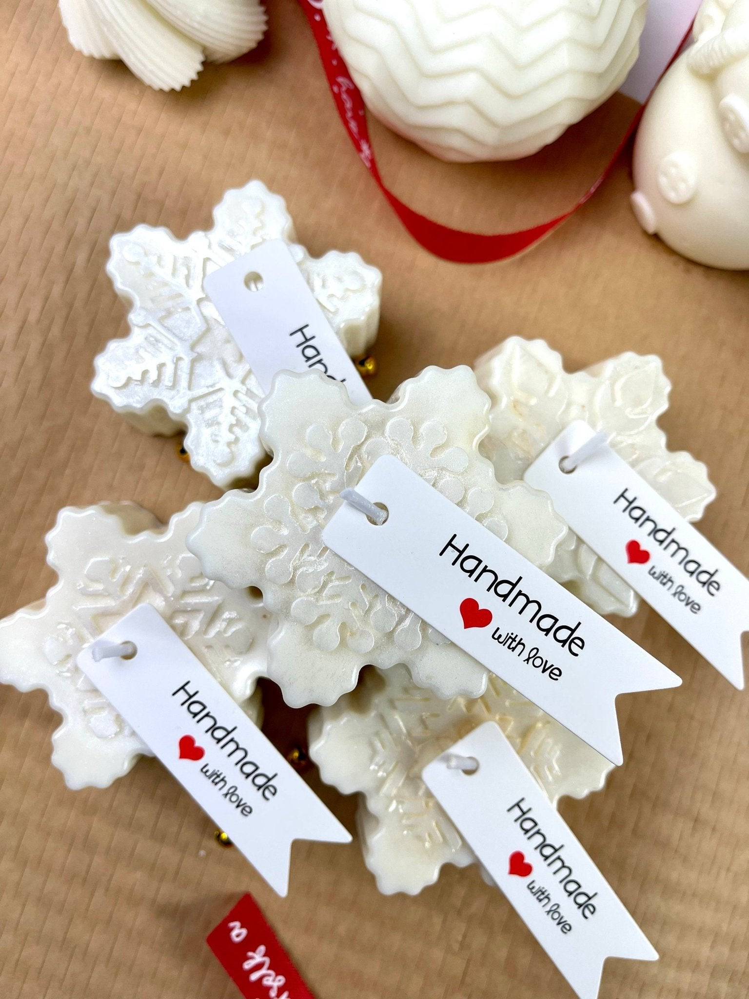 SNOWFLAKE CANDLE | Small Winter Holiday Candle, Christmas Candle, Christmas Holiday Decor.White Christmas Candle.