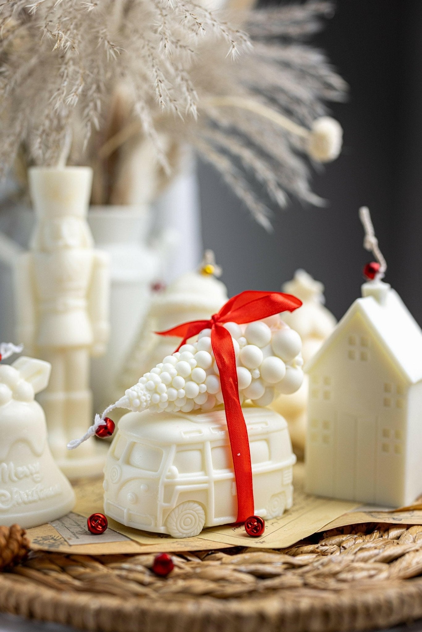 Van Retro Bus Car Candle,  Van Bus Gift, Rustic Camper Candle Gift, Camping Gift Soy wax, Scented, Organic,Unique Gift,Wedding Gift for Home