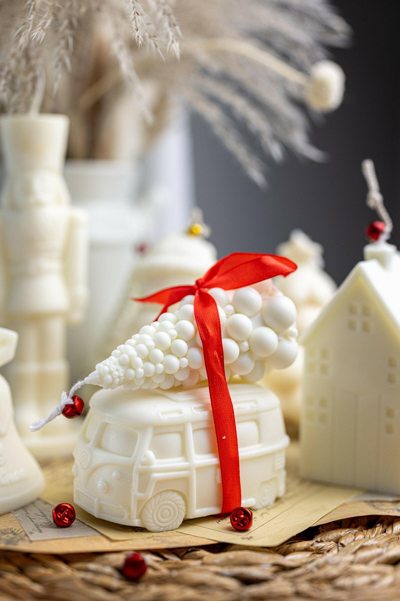 Van Retro Bus Car Candle,  Van Bus Gift, Rustic Camper Candle Gift, Camping Gift Soy wax, Scented, Organic,Unique Gift,Wedding Gift for Home