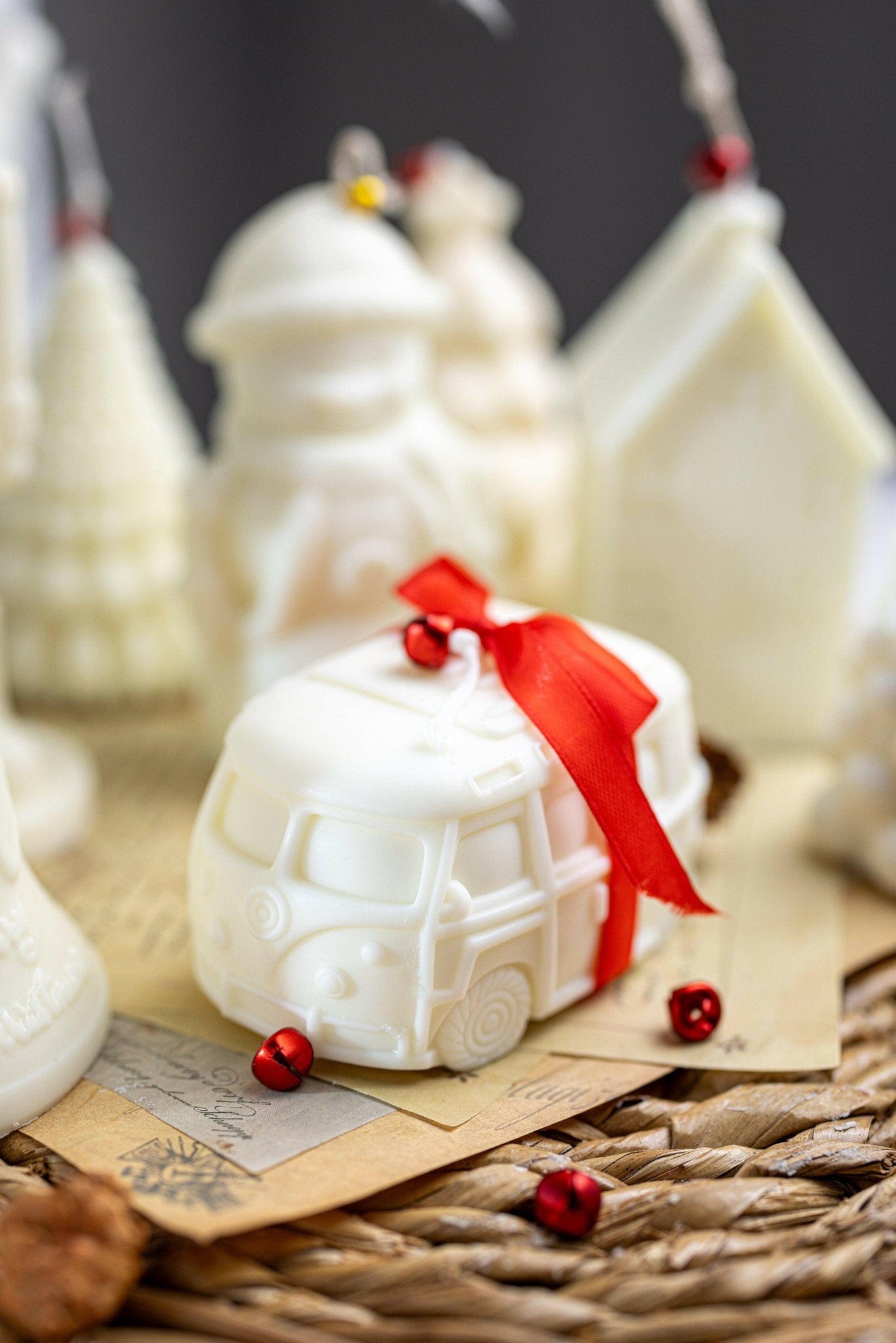 Van Retro Bus Car Candle, Van Bus Gift, Rustic Camper Candle Gift, Camping Gift Soy wax, Scented, Organic,Unique Gift,Wedding Gift for Home