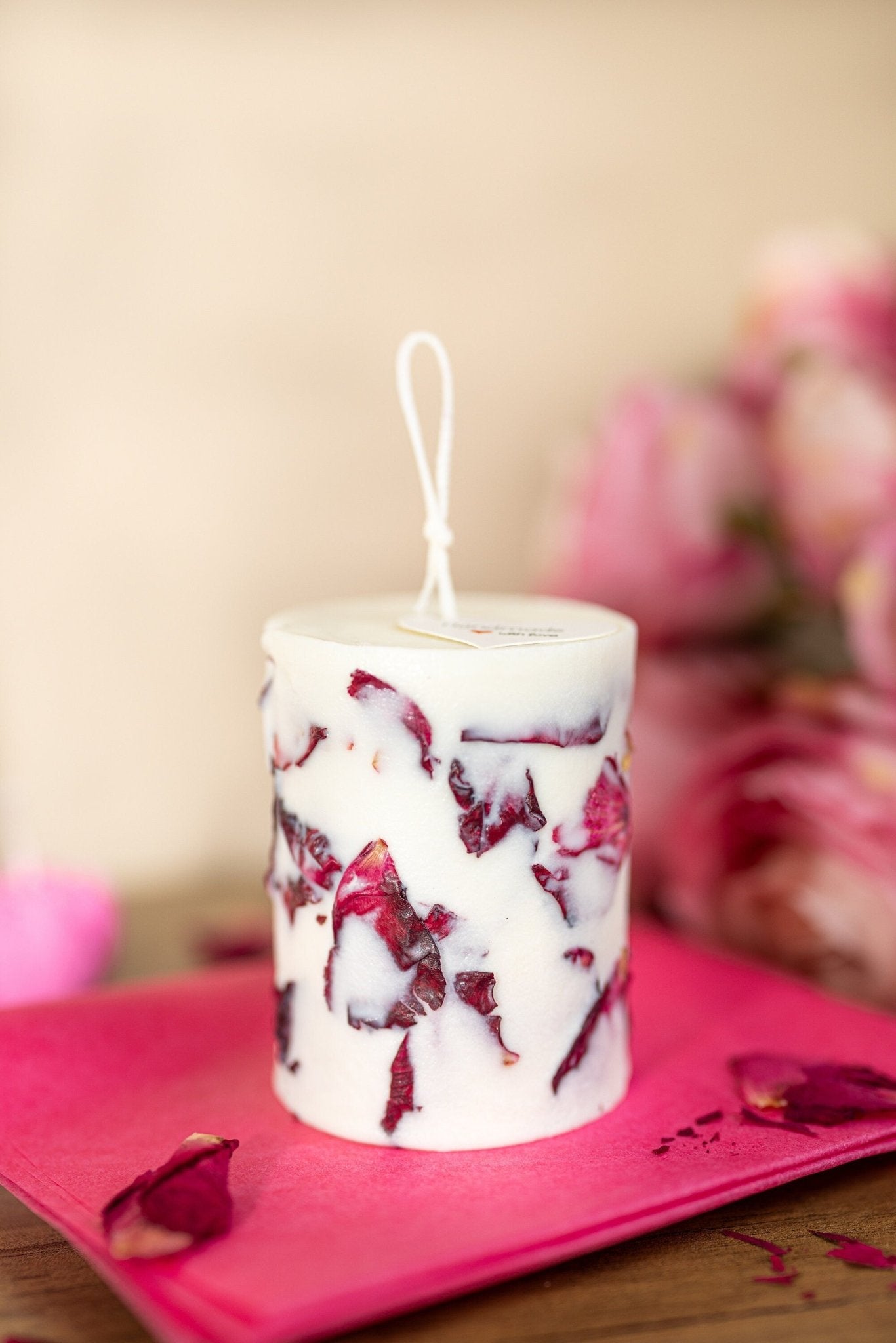 Dry flowers candle ,Rose Flower Soy Candles , Handmade gift for Her , unique gift ,Birthday gift for her Favors candle,Valentine's Day Gift.