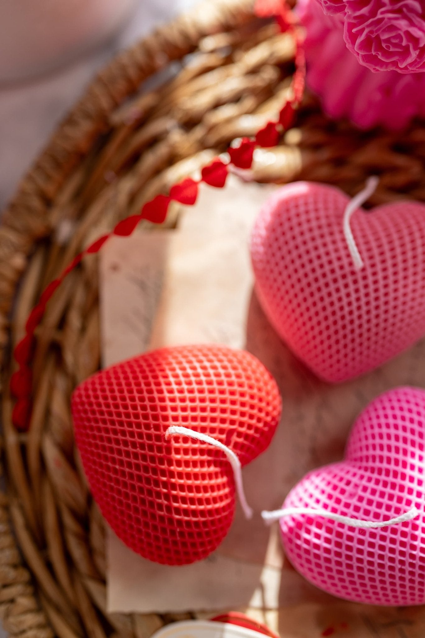 Heart Candles,Pound Heart Candle ,Home and room decor,Organic scent,Wedding and party favors, room aesthetic, Modern candle,Valentines