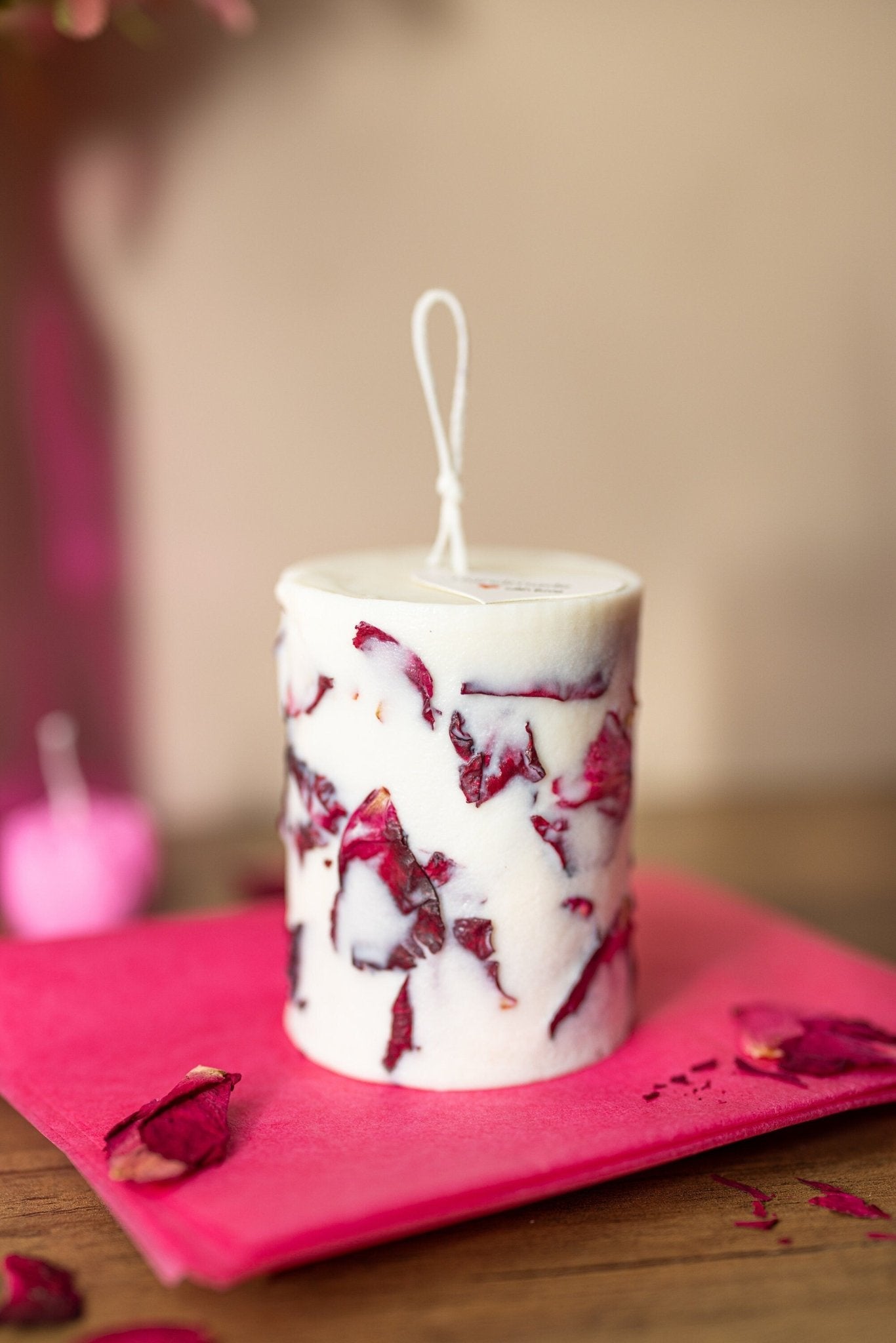 Dry flowers candle ,Rose Flower Soy Candles , Handmade gift for Her , unique gift ,Birthday gift for her Favors candle,Valentine's Day Gift.