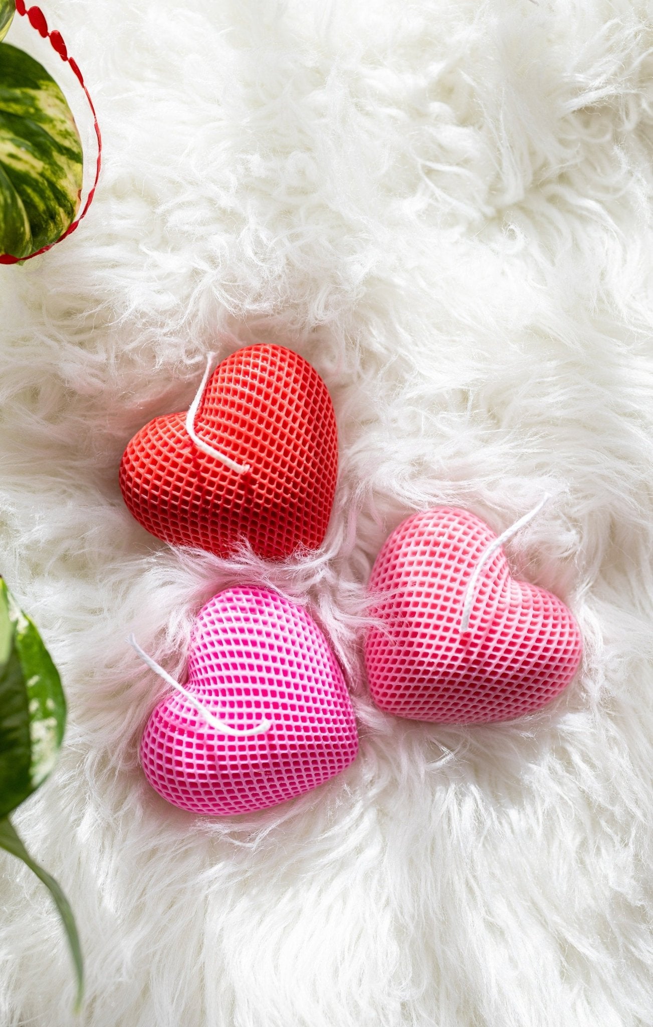 Heart Candles,Pound Heart Candle ,Home and room decor,Organic scent,Wedding and party favors, room aesthetic, Modern candle,Valentines