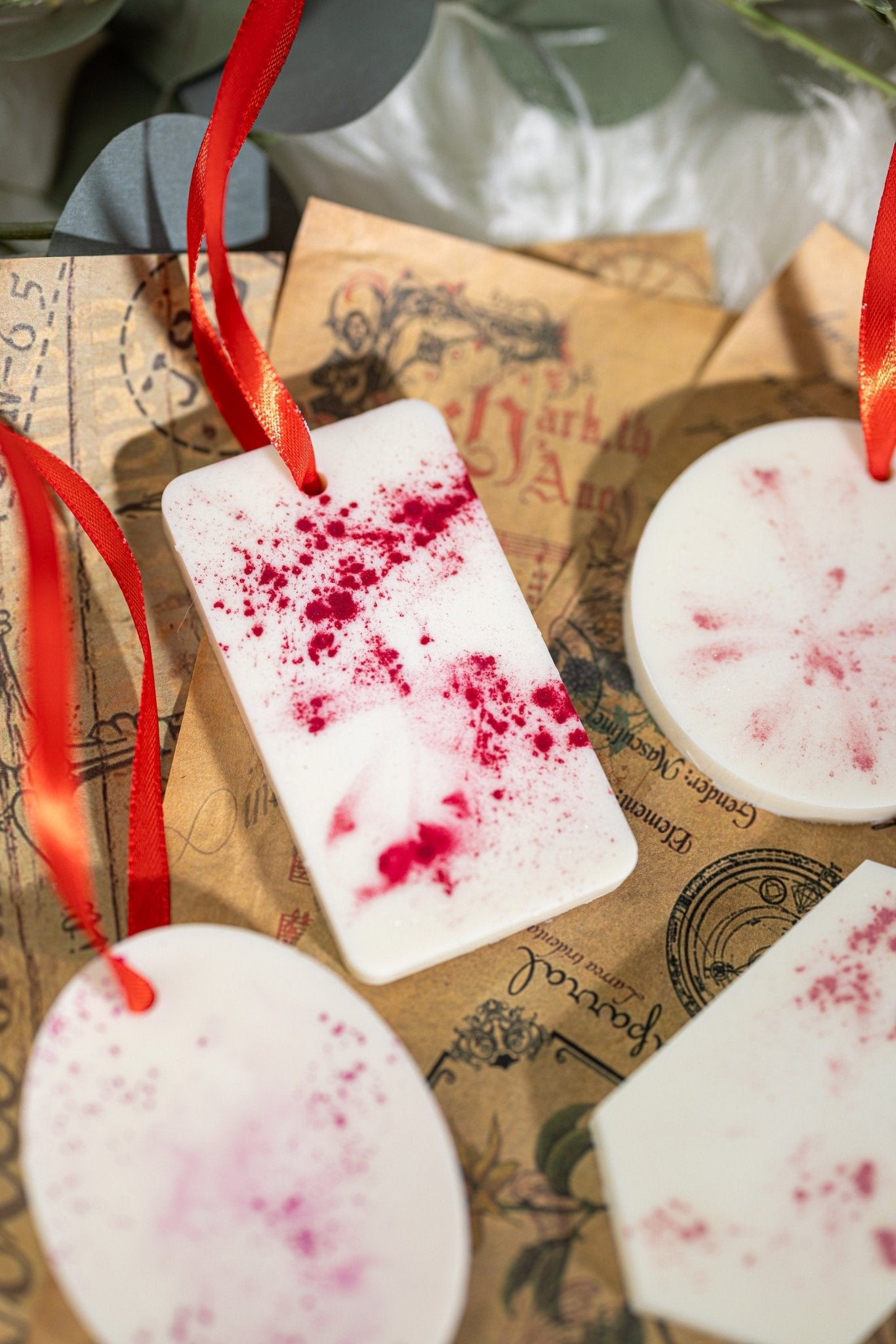 Luxury Sachets with Powder ,Eco Soy Wax Air Freshener Hanging Wardrobe organic Scented Aroma Tablet Wax Sachets dry flowers gift.