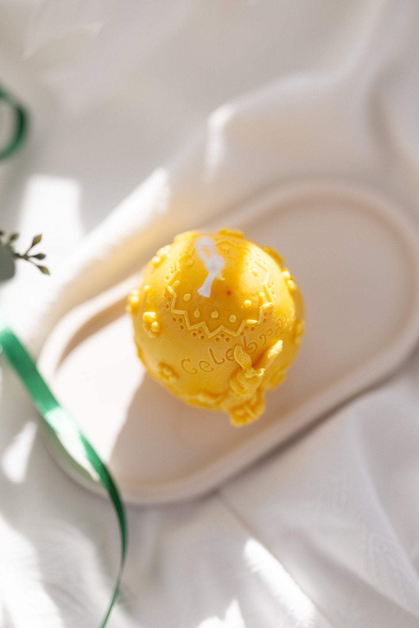 Easter Egg candle, Soy Wax Candle, Decorative candle, Valentine's Flower candle, Roses candle, Easter decor, Celebrate Eastern