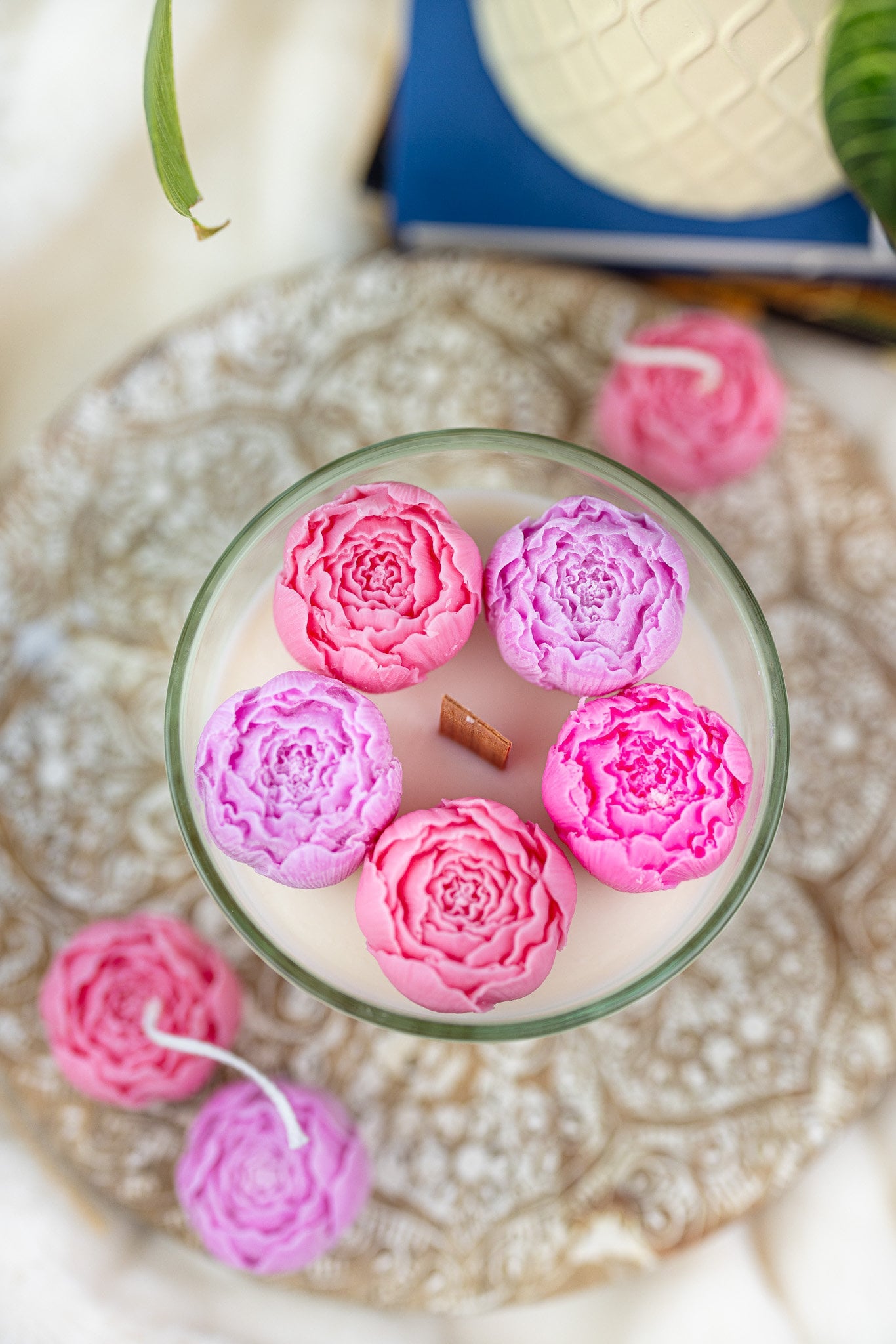 Floral Candle,Botanical Candle, Galentines gift, Modern Candle, Love Spell Scented Candle, Valentines gift, Rose Wood Wick Candle,Peony