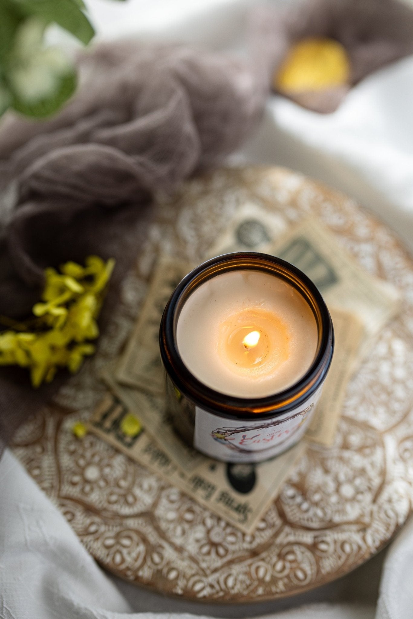 Happy Easter Candle , Personalized Candle ,Easter gift - Easter Wreath Candle Gift.