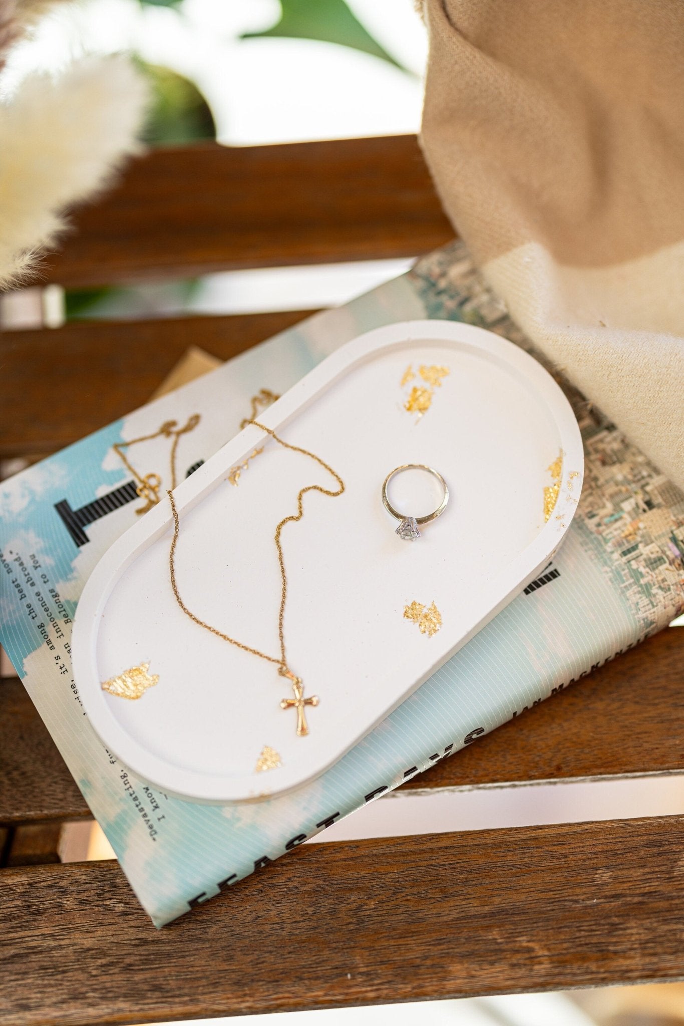 Tray, Bathroom Tray, Oval Tray, Coffee Table Tray, Jewelry Tray, Vanity Tray, Candle Tray, Trinket Tray, Decorative Jesmonite Tray