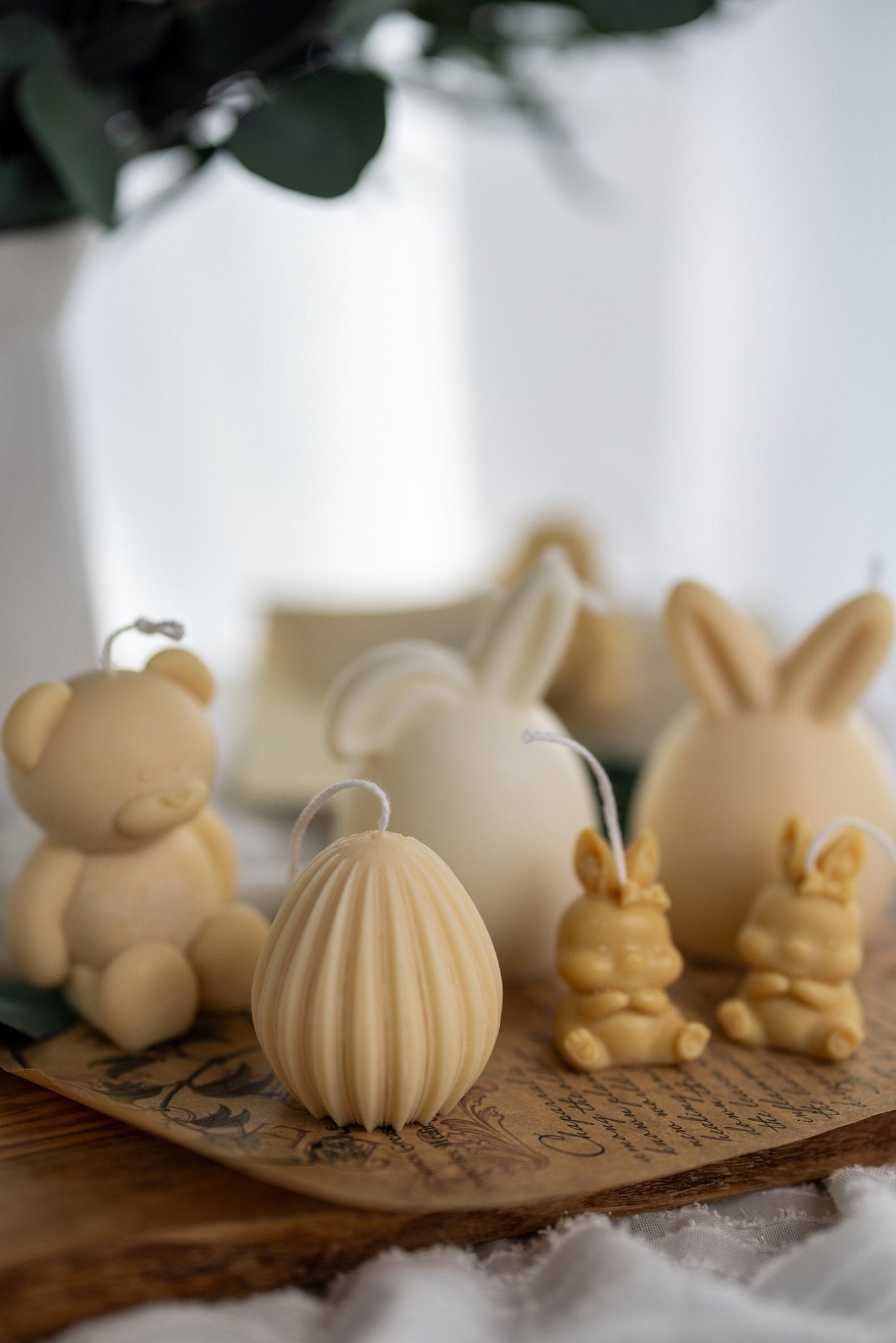 Easter Bunny Egg Candle, Floppy Ears, Easter bunny candle, Easter egg candle, Easter bunny decor, Handmade Candle, Egg Hunting