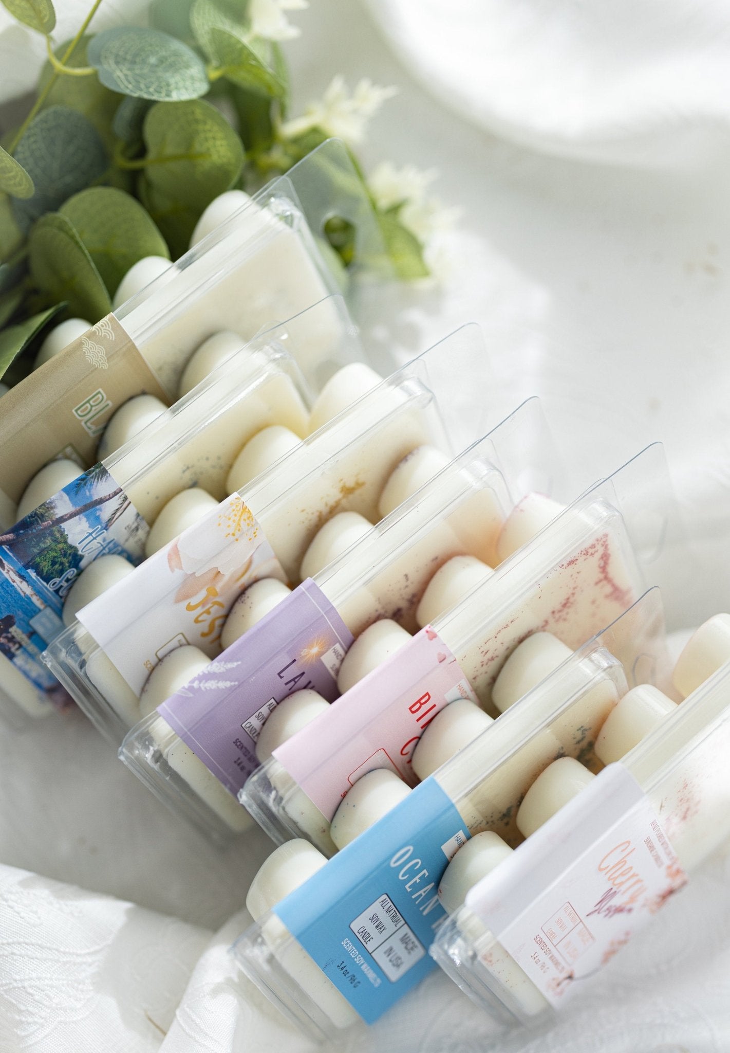 AMAZING WAX MELTS , Wax Hearts Melts Gift Box , Gifts ideas, The Only wax bar you need.