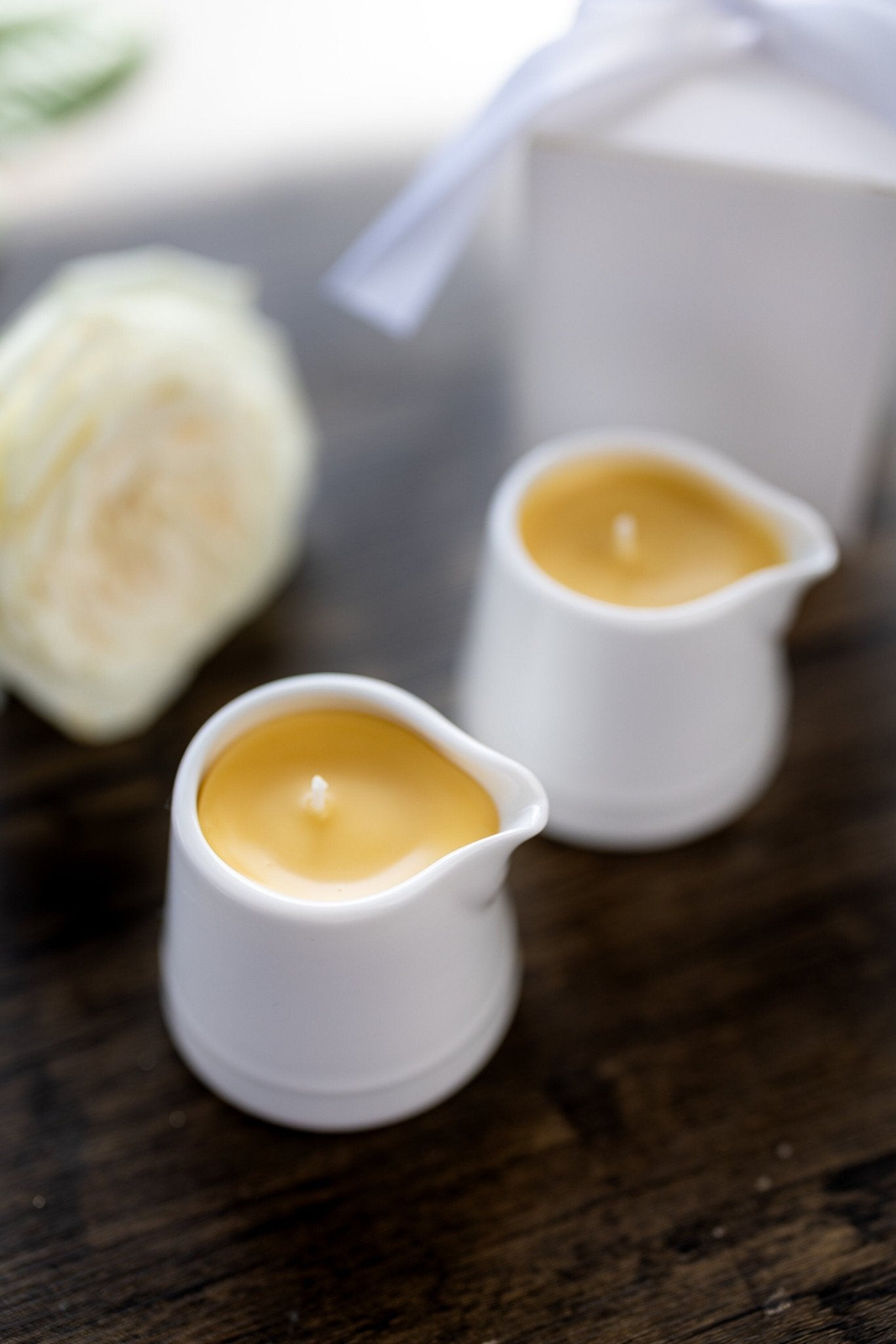 Massage Candle with therapeutic essential oils ,Handmade with natural organic ingredentis