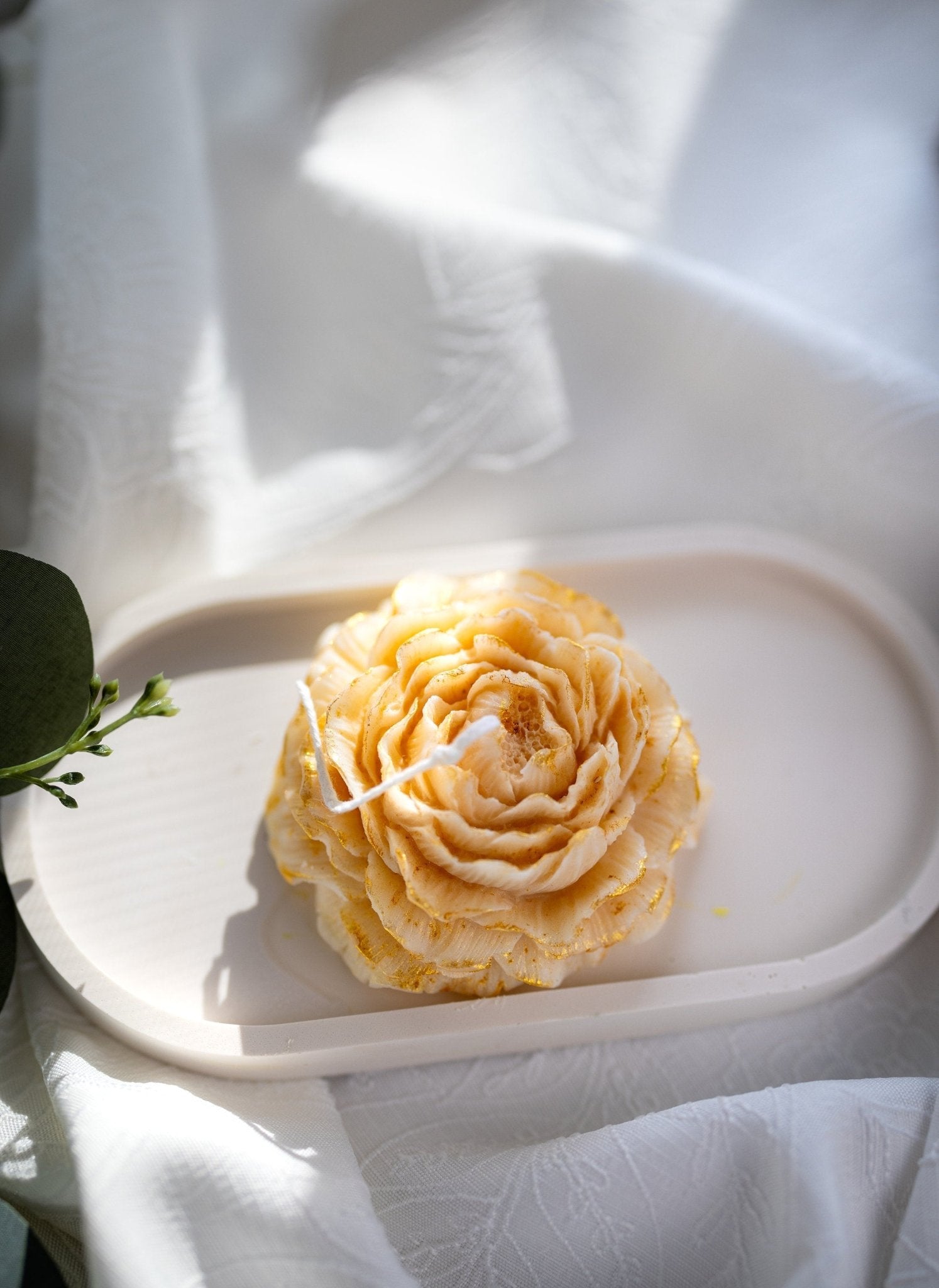 Golden Peony Candle, Soy Wax Candle,Birthday Gift, Wedding decor, Home decor, Gift for Mom, Handmade Candle,Spring