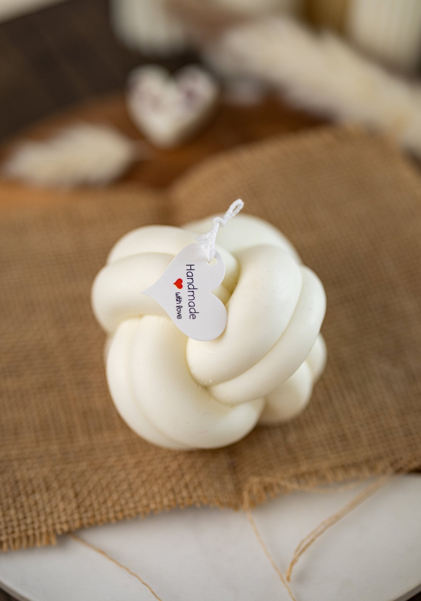 Large Knot Candle, Chain Link/ Tie the Knot Candle, Shaped Pillar Candle/ Infinity Candle/Aesthetic Candle/Cosy Knot Soy Candle