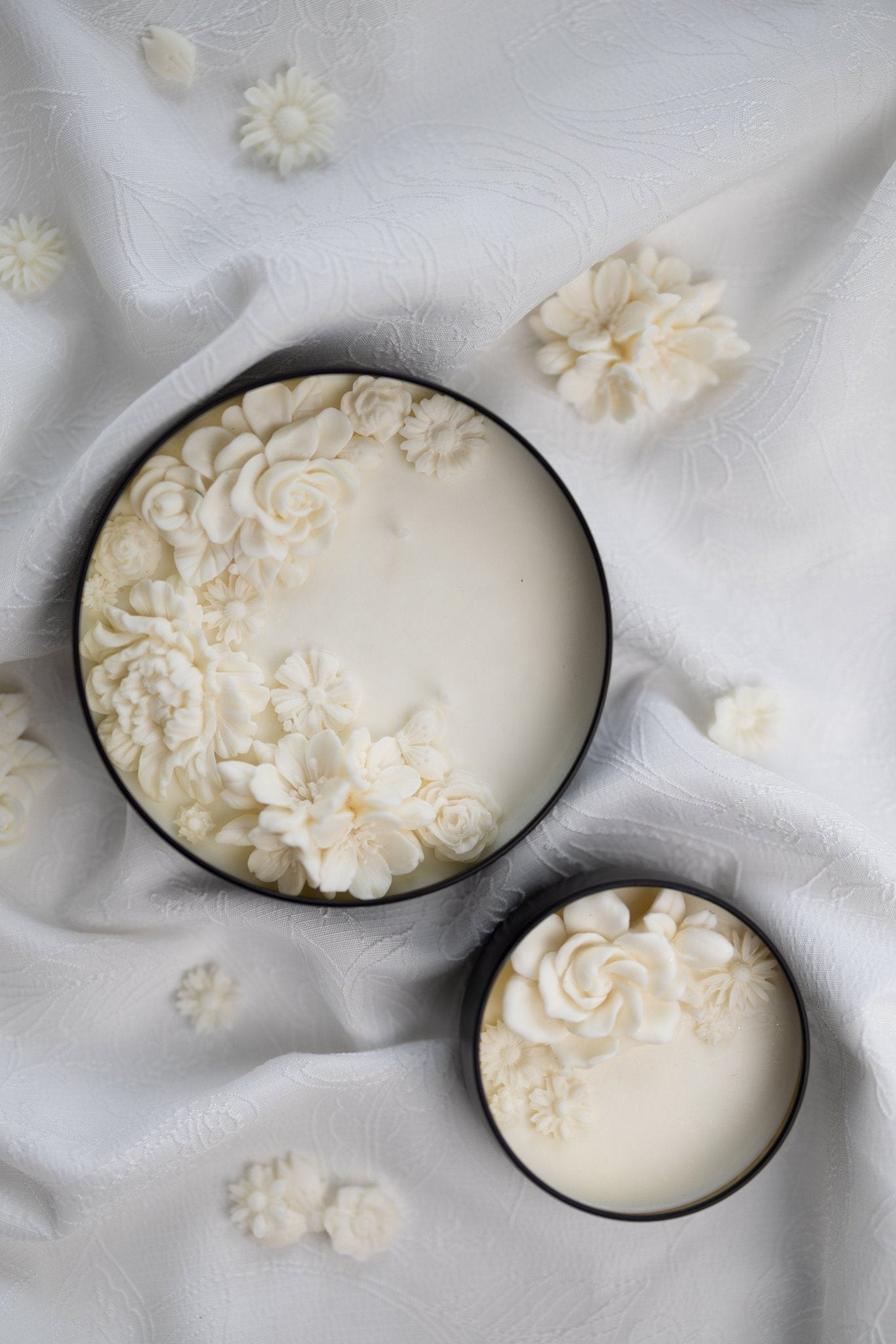 Beautiful Flower Candle/2 Wick Soy Candle/Scented Candle/Handmade Gift/Housewarming/ Gift For Her