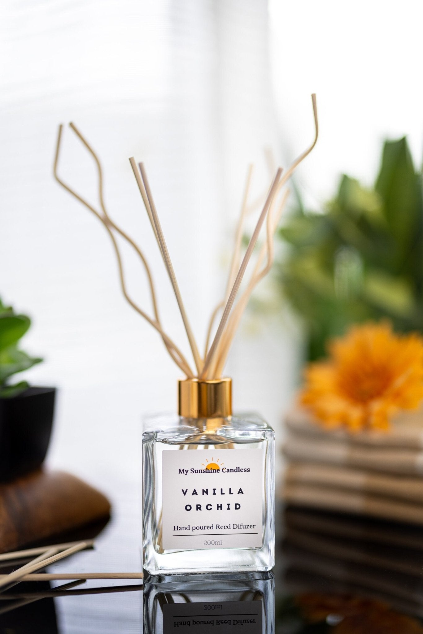 Natural Reed Diffuser /Reed + Sticks 7 oz / Scented Diffuser Oil Air Freshener Room / Home Decor / Large Golden Reed Diffuser