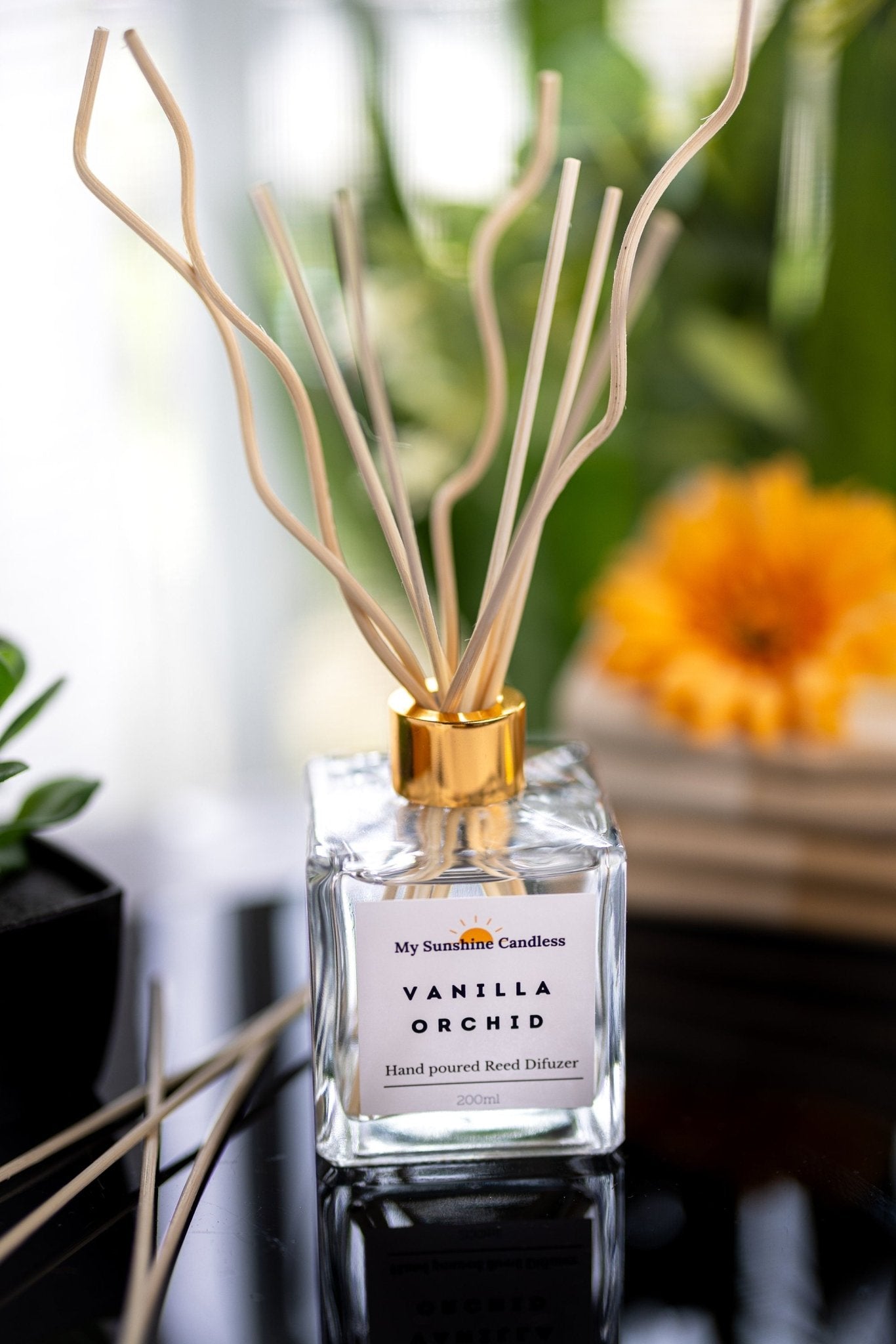 Natural Reed Diffuser /Reed + Sticks 7 oz / Scented Diffuser Oil Air Freshener Room / Home Decor / Large Golden Reed Diffuser