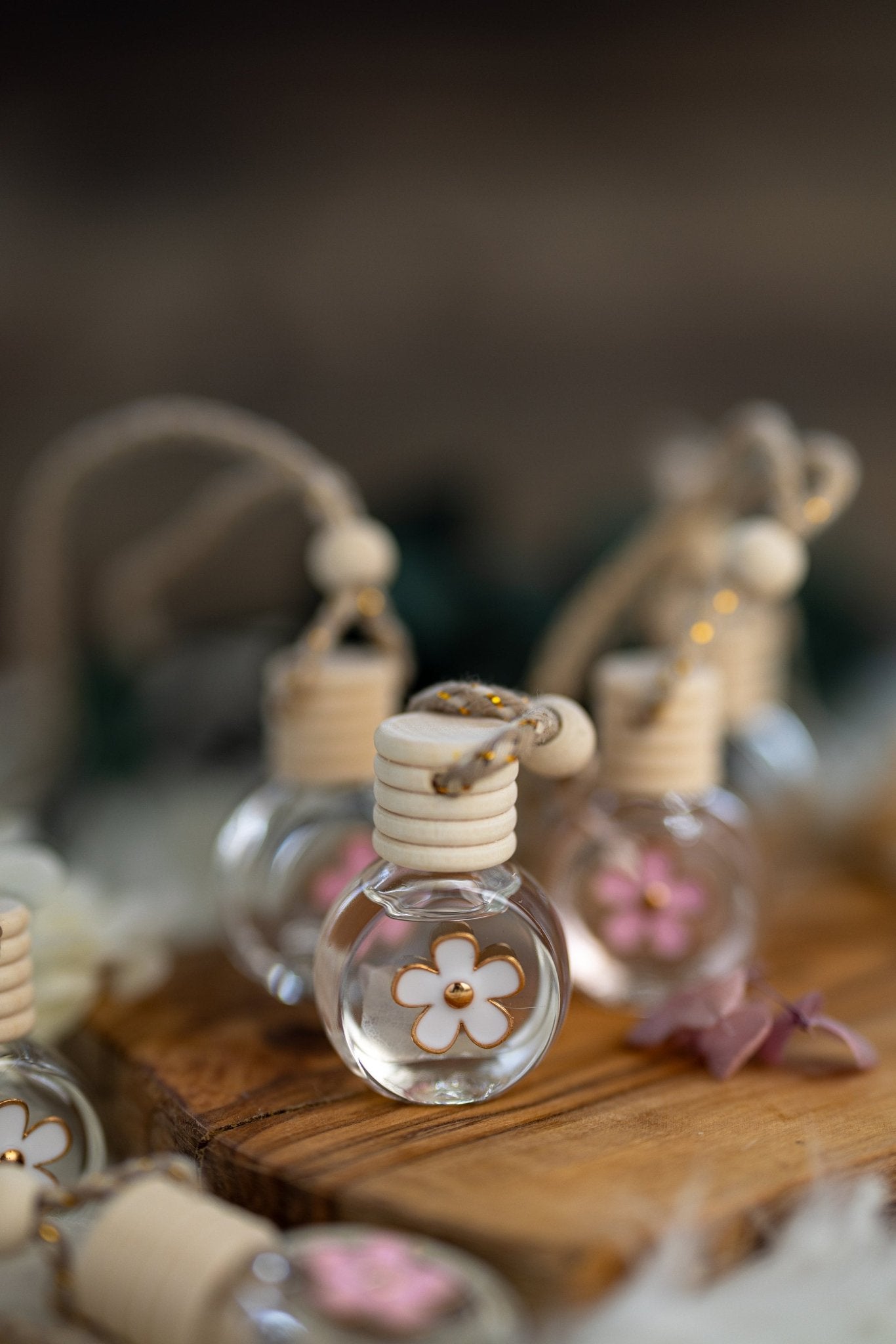 Beautiful Car Diffuser,Air Freshener,Cute Flower Design Car accessories for women ,Hanging Diffuser , Luxury/ Spring Car Diffuser