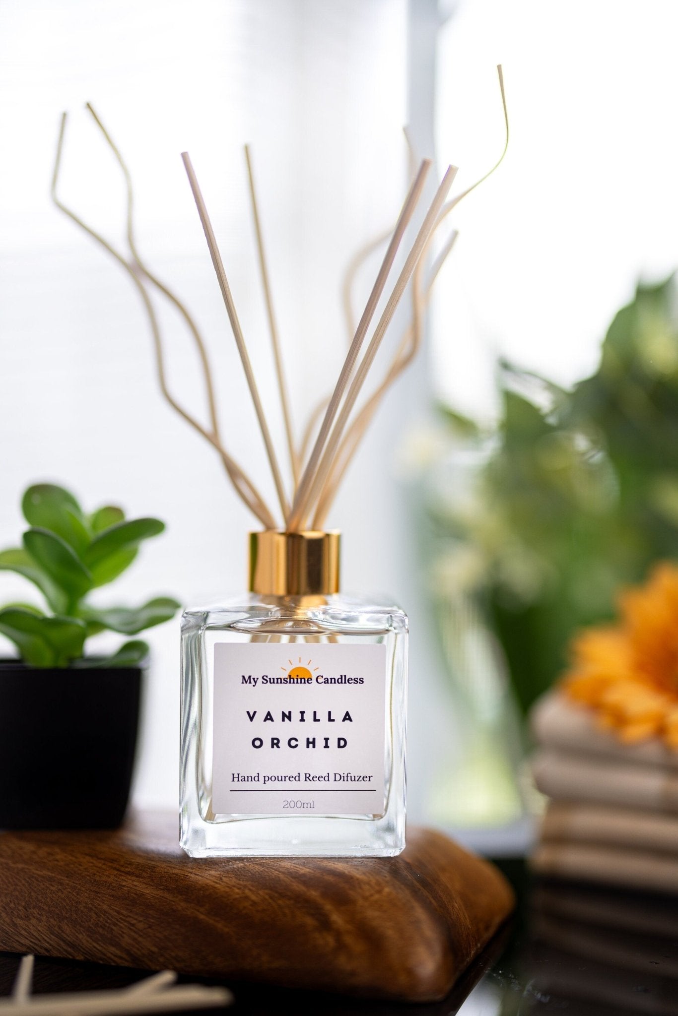 Natural Reed Diffuser /Reed + Sticks 7 oz / Scented Diffuser Oil Air Freshener Room / Home Decor / Large Golden Reed Diffuser