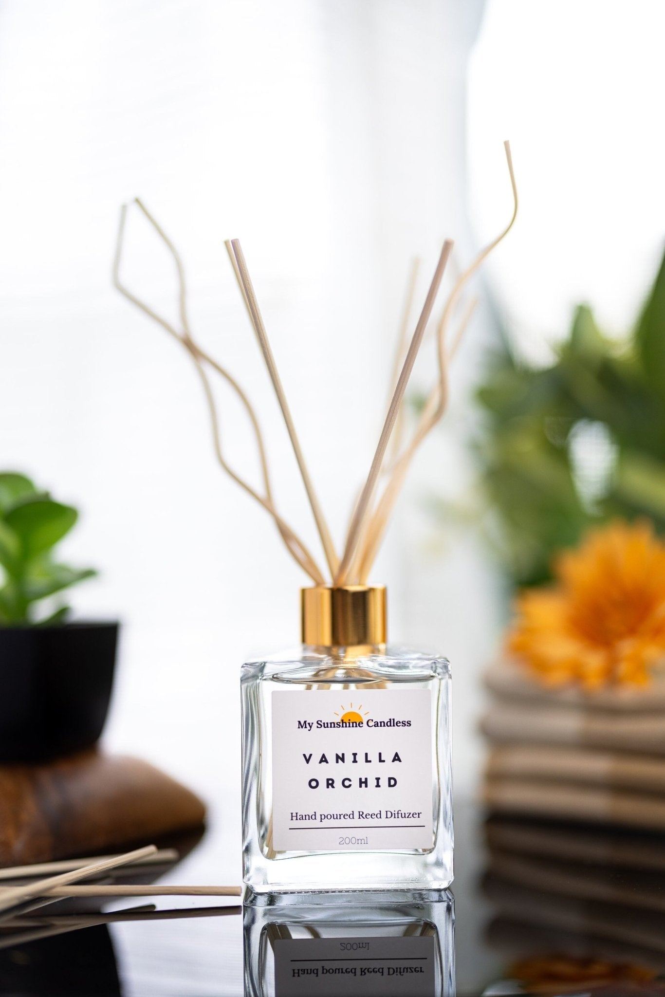 Natural Reed Diffuser /Reed + Sticks 7 oz / Scented Diffuser Oil Air Freshener Room / Home Decor / Large Golden Reed Diffuser