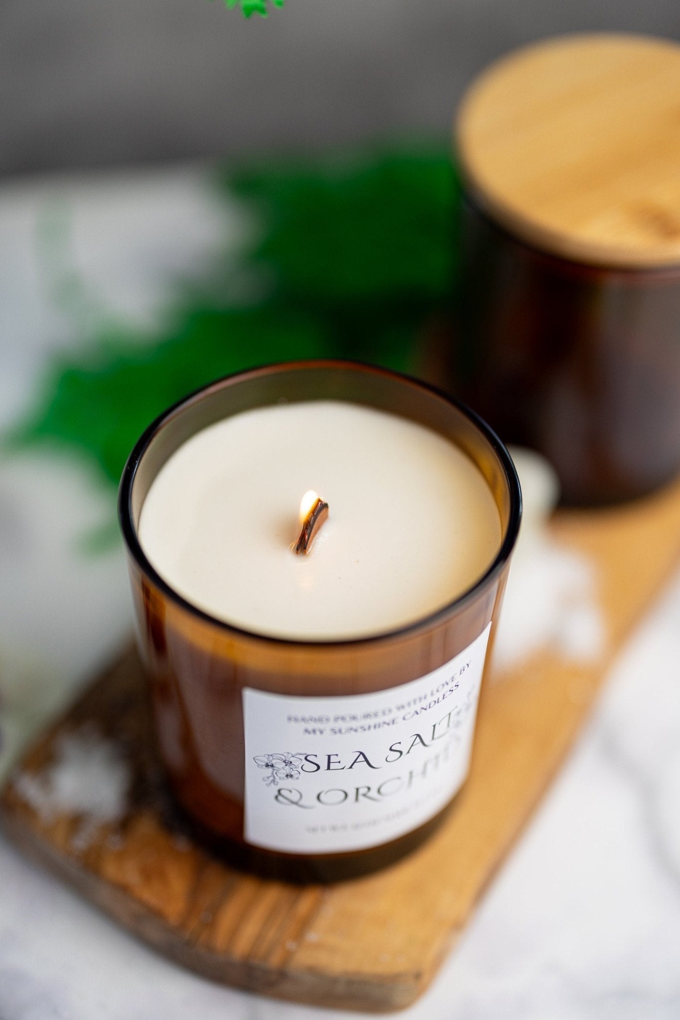 Sea Salt & Orchid Beautiful Amber Jar Candle Wooden Wick/With All Natural 100% Soy Wax /Cozy Amber Jar 12oz , 10oz , 7oz