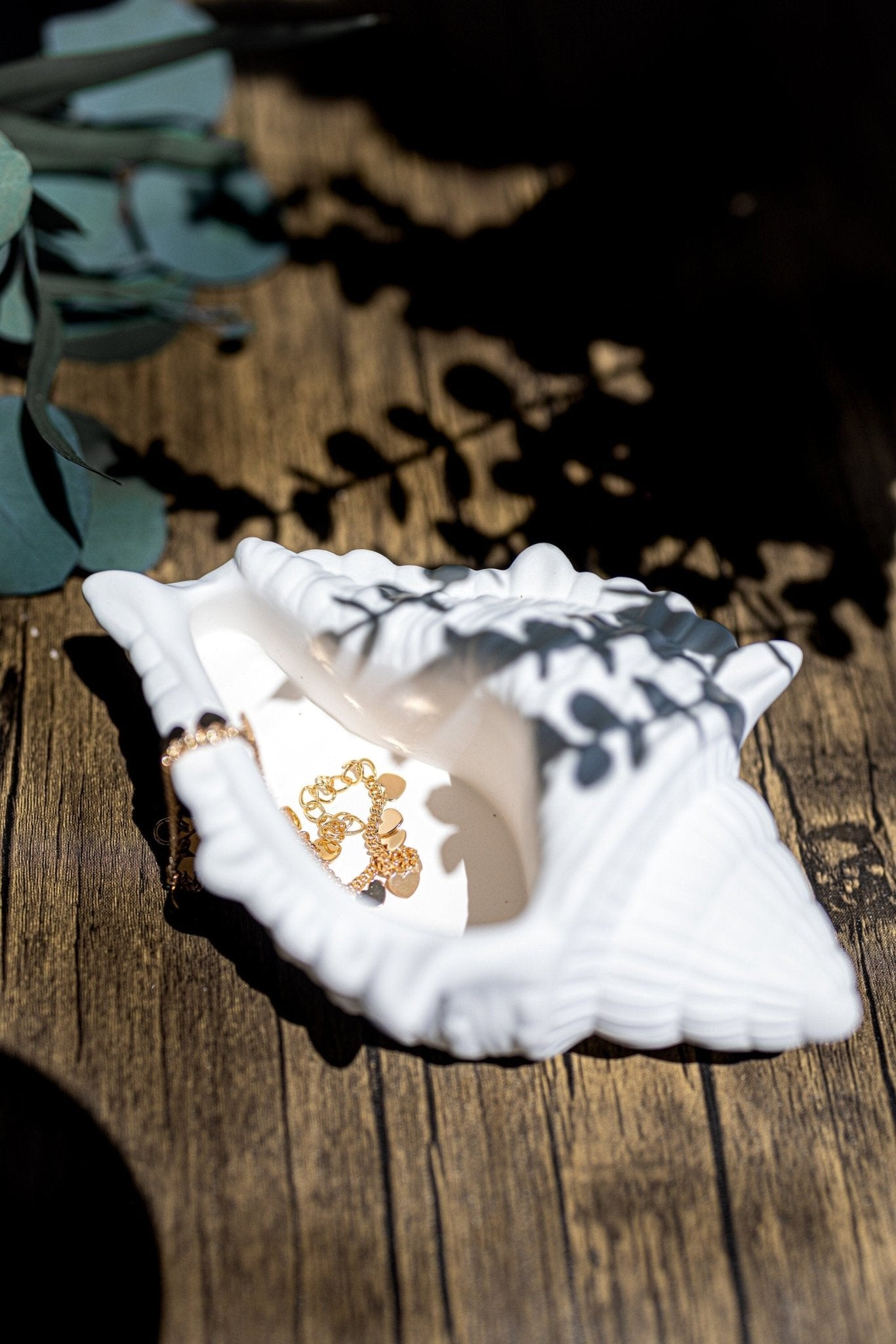 Concrete Conch Shell Tray-Jesmonite Shell Trinket Tray-Beach Theme Sea Shell Bowl-White Shell Ring Dish-Jewelry Storage/Candle Shell Tray