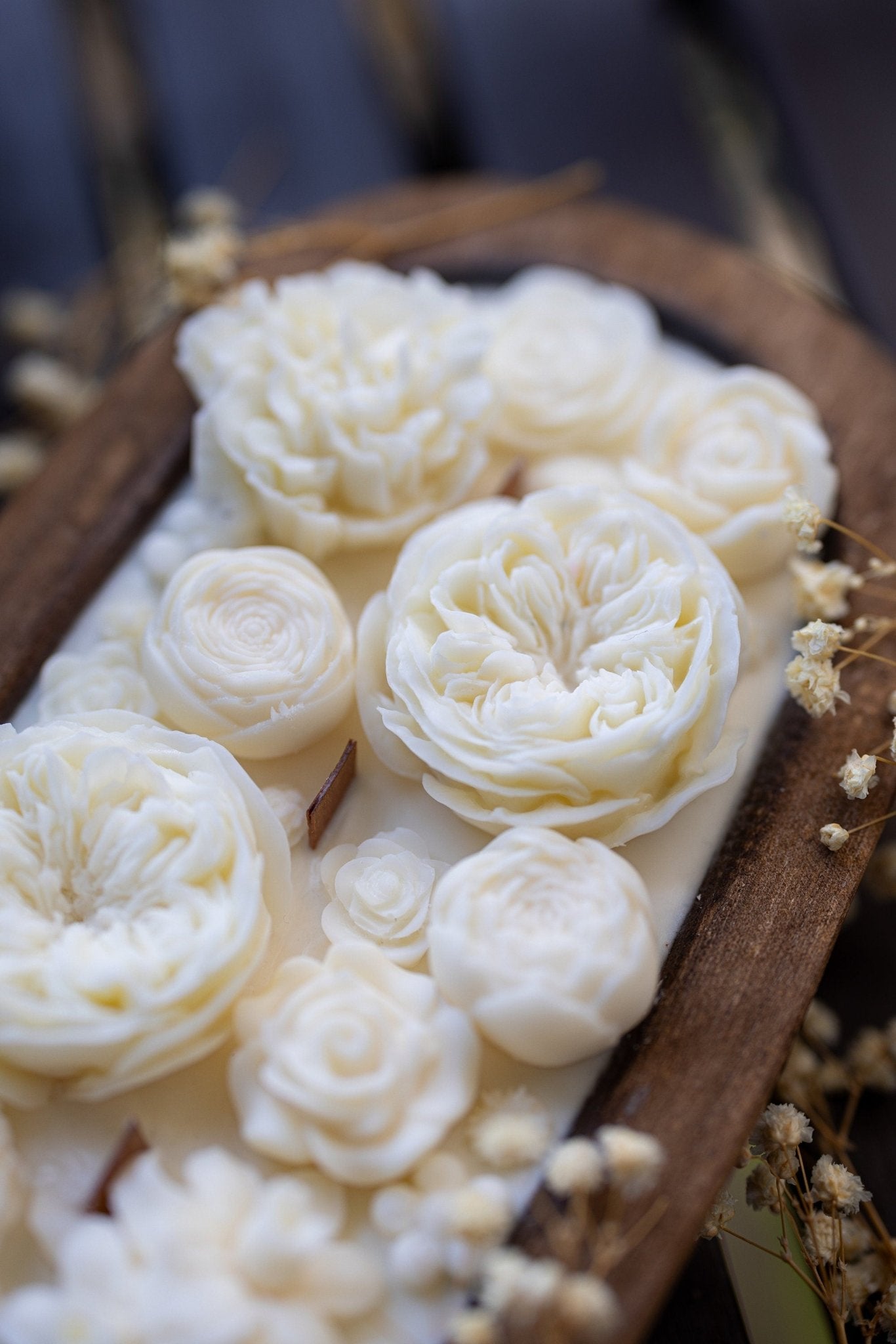 Beatuful Flowers Dough Bowl Candle  |Flower Scented Dough Bowl |Handcrafted Flower Bowl /Dough Bowl/Farmhouse candle/large candle