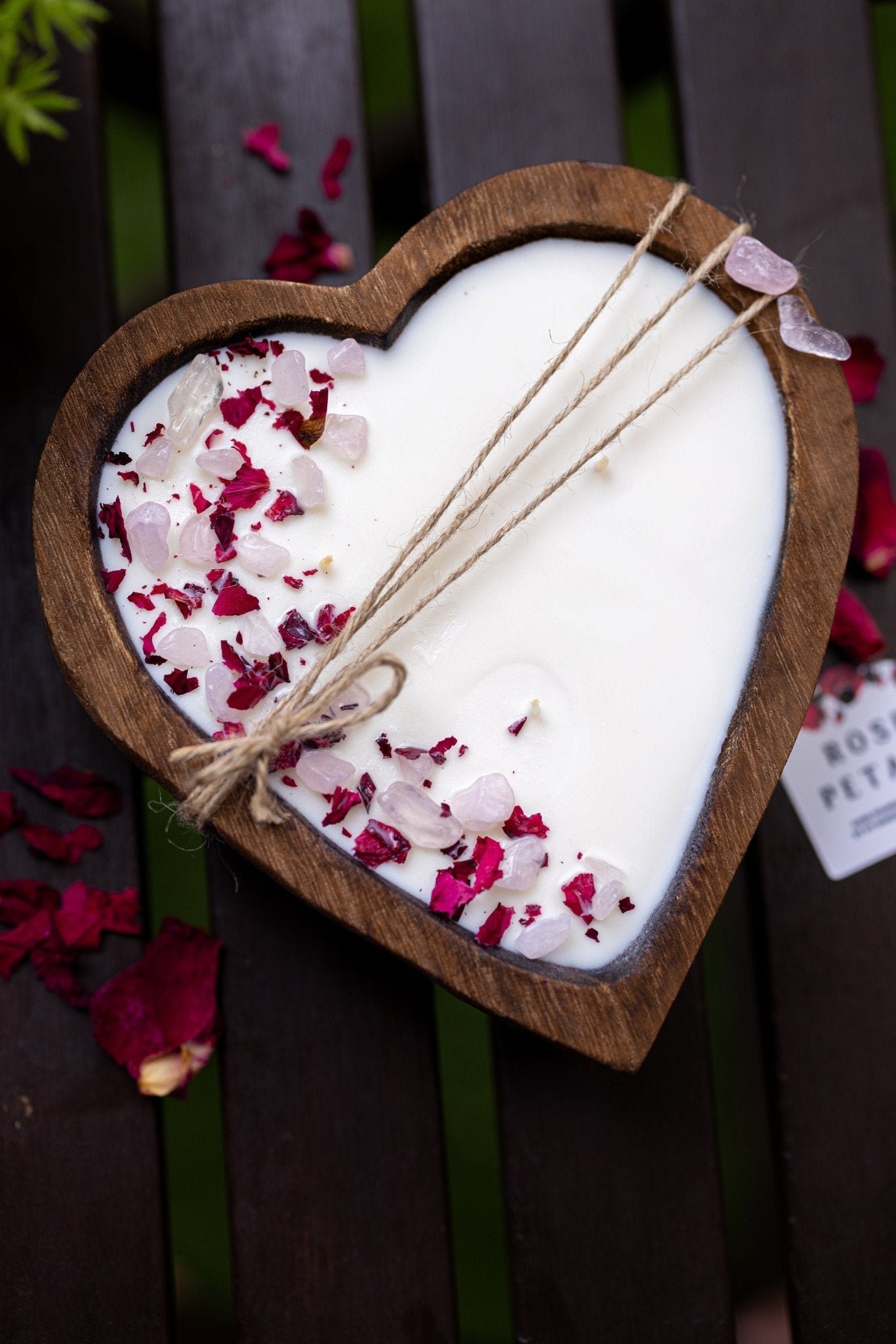 Beautiful Heart Wood Dough Bowl Candle/Crystals & Flowers 3 Cotton Wick