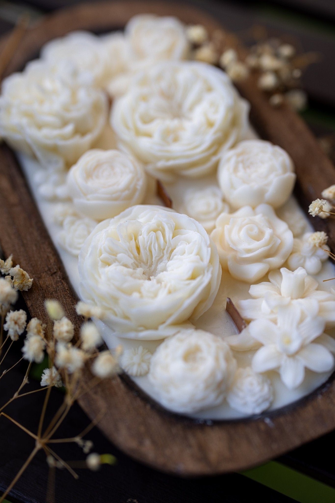 Beatuful Flowers Dough Bowl Candle  |Flower Scented Dough Bowl |Handcrafted Flower Bowl /Dough Bowl/Farmhouse candle/large candle