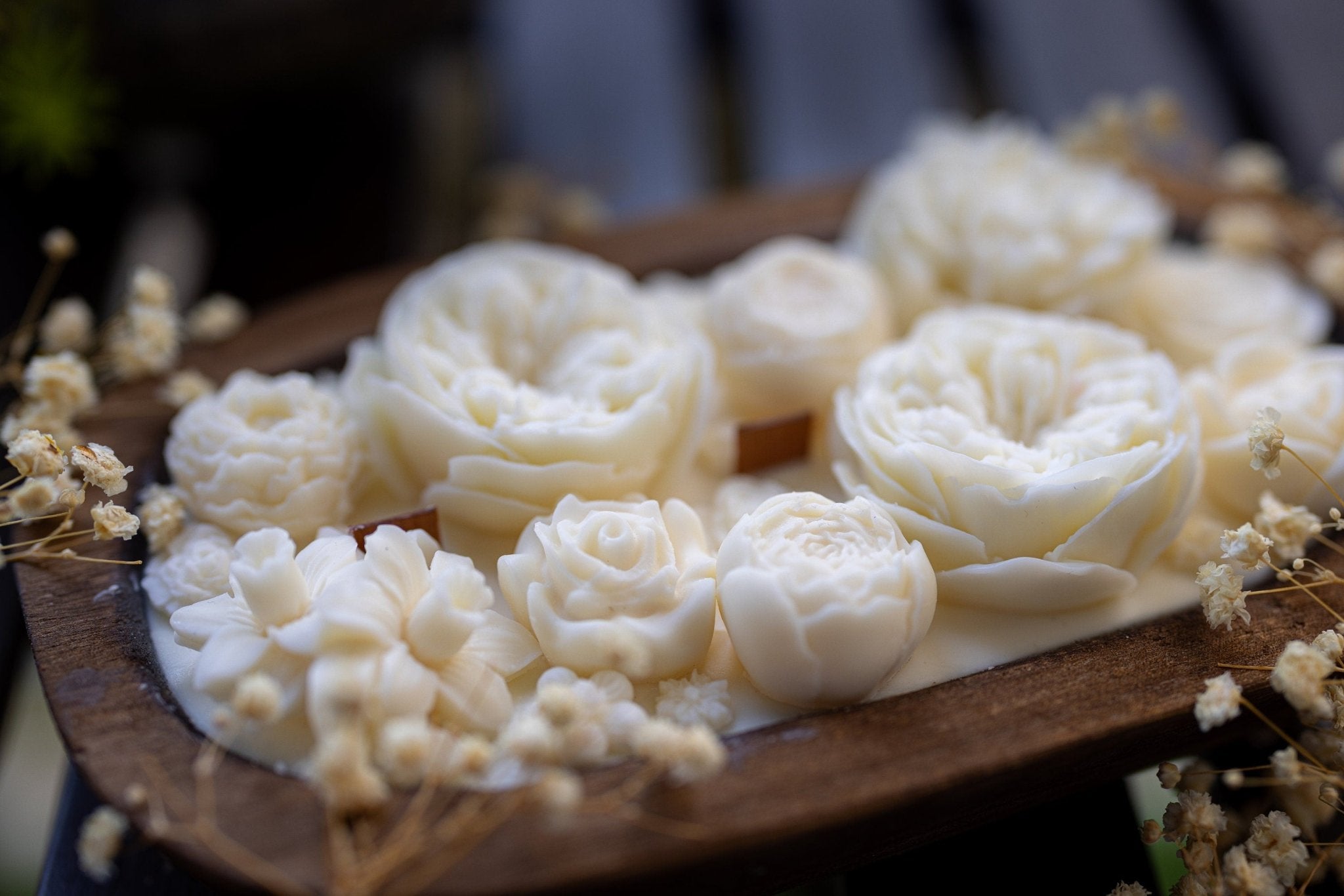 Beatuful Flowers Dough Bowl Candle  |Flower Scented Dough Bowl |Handcrafted Flower Bowl /Dough Bowl/Farmhouse candle/large candle