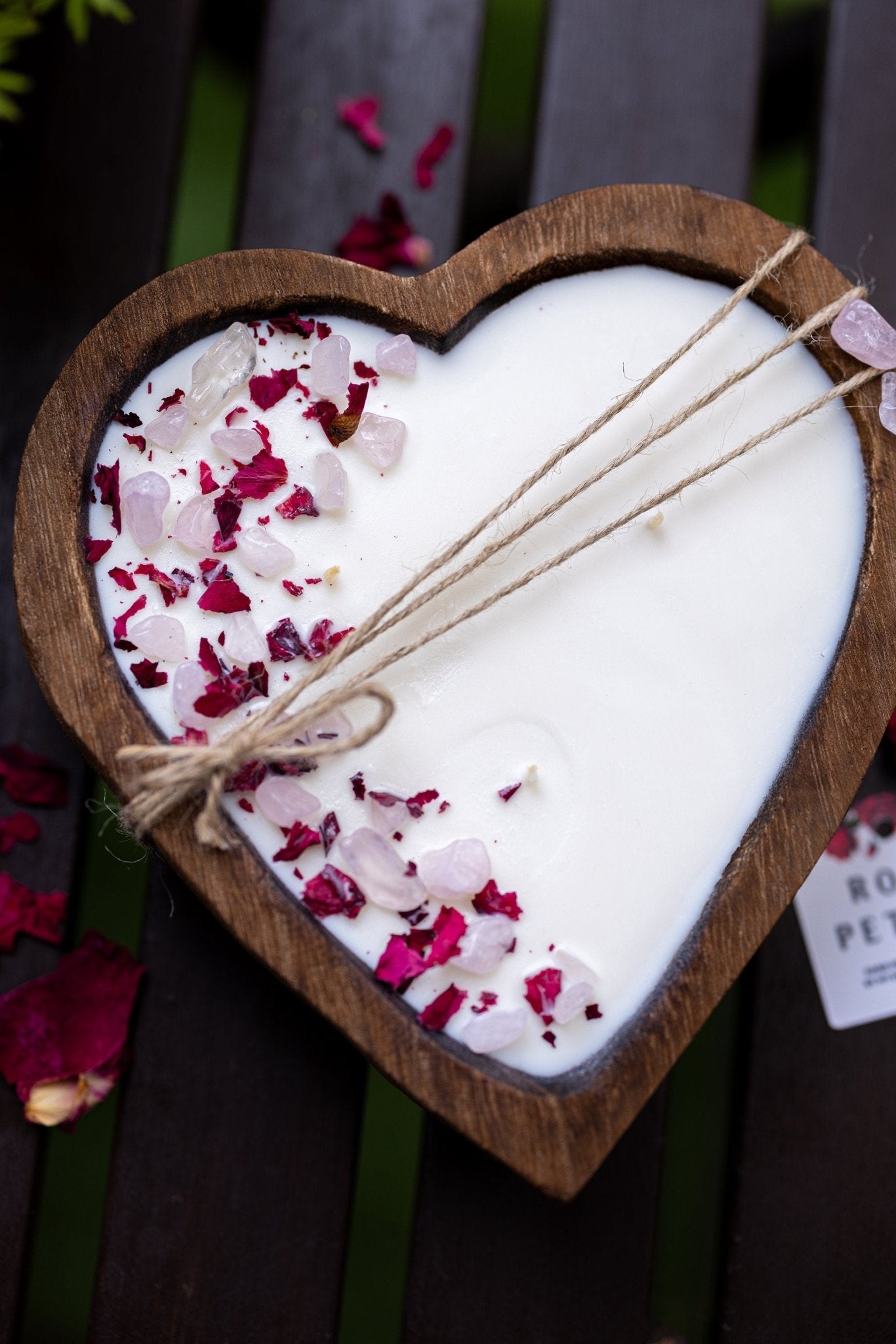 Beautiful Heart Wood Dough Bowl Candle/Crystals & Flowers 3 Cotton Wick
