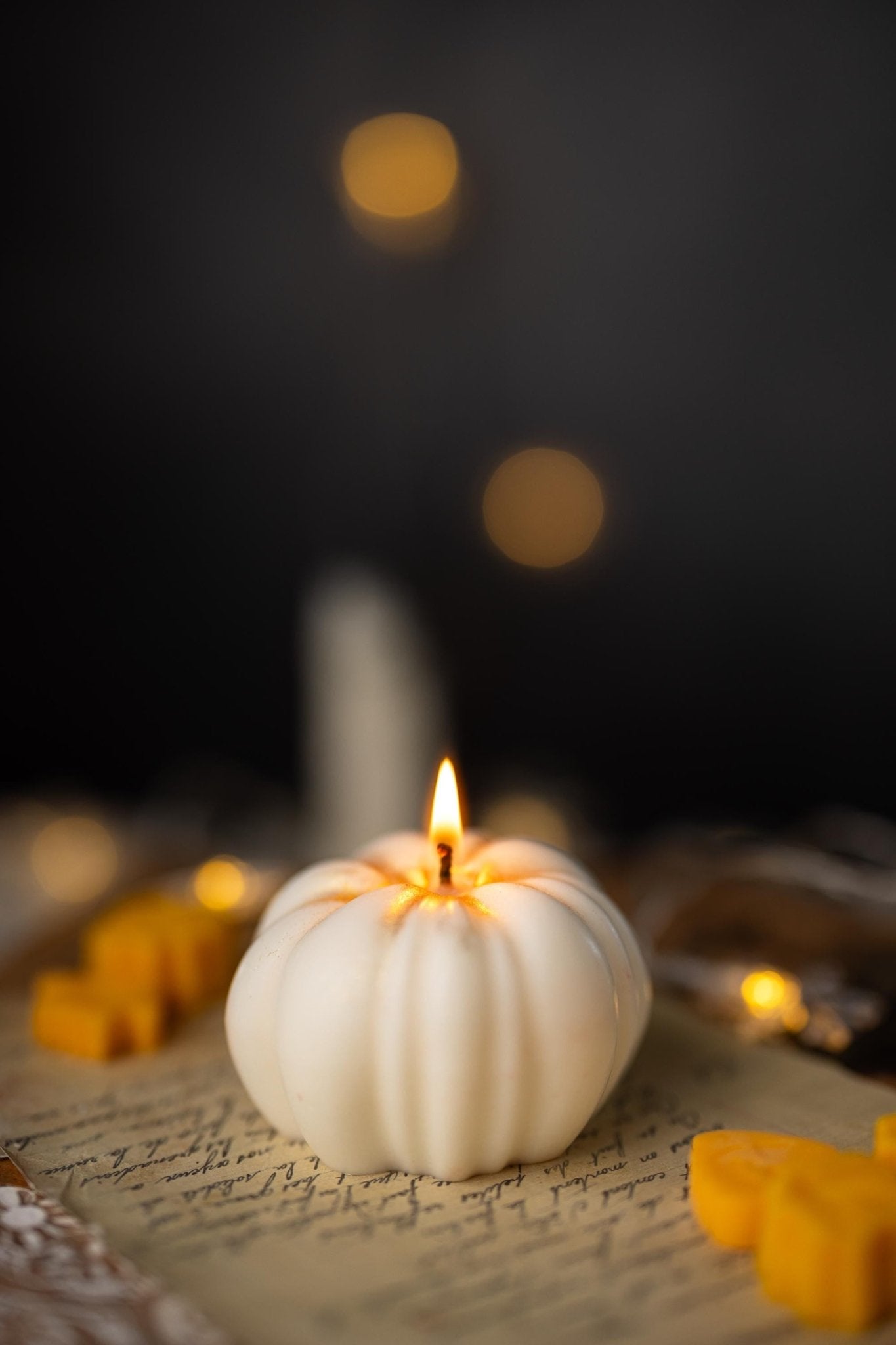 Pumpkin Candle|Pumpkin Shaped Candle |Fall Decor|Pumpkin Scented Candle|Halloween Candles |Table Decor |Autumn Decor