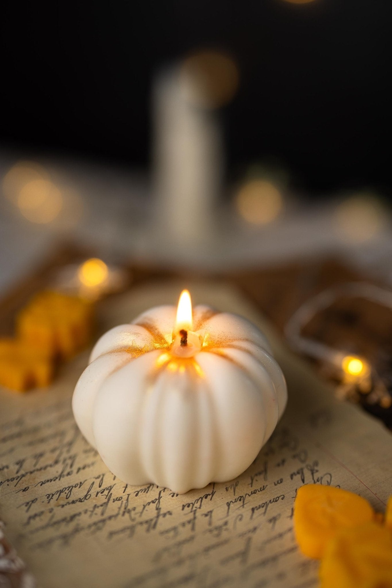 Pumpkin Candle|Pumpkin Shaped Candle |Fall Decor|Pumpkin Scented Candle|Halloween Candles |Table Decor |Autumn Decor