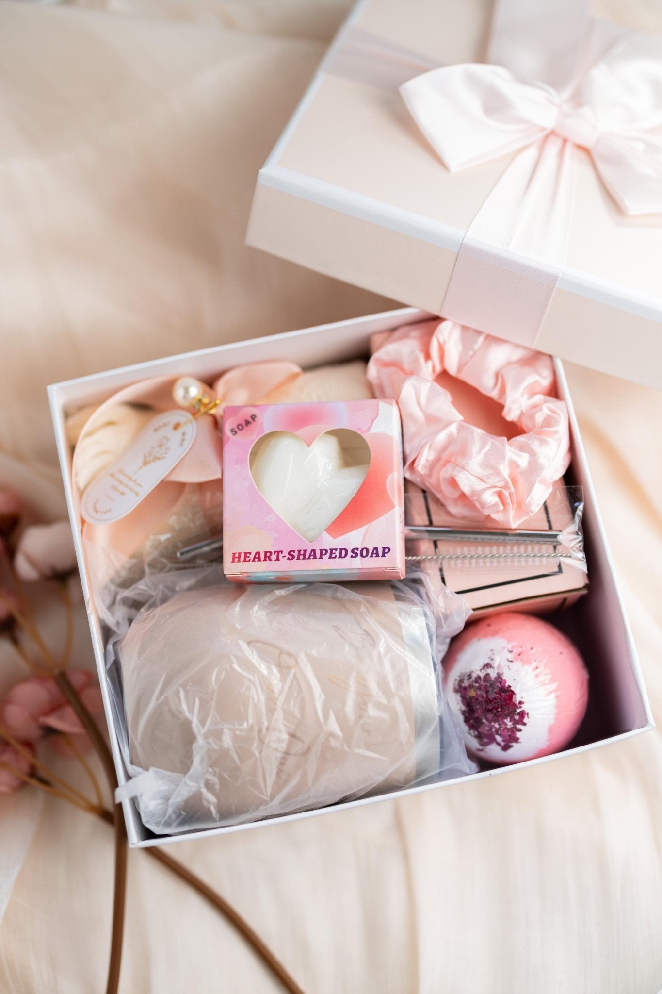 Engagement Gift, Gift For Two,Romantic Gift,Couples Gift, Anniversary gift, Holiday gifts, Luxury gift box,Bridal Shower Wedding Gift Basket