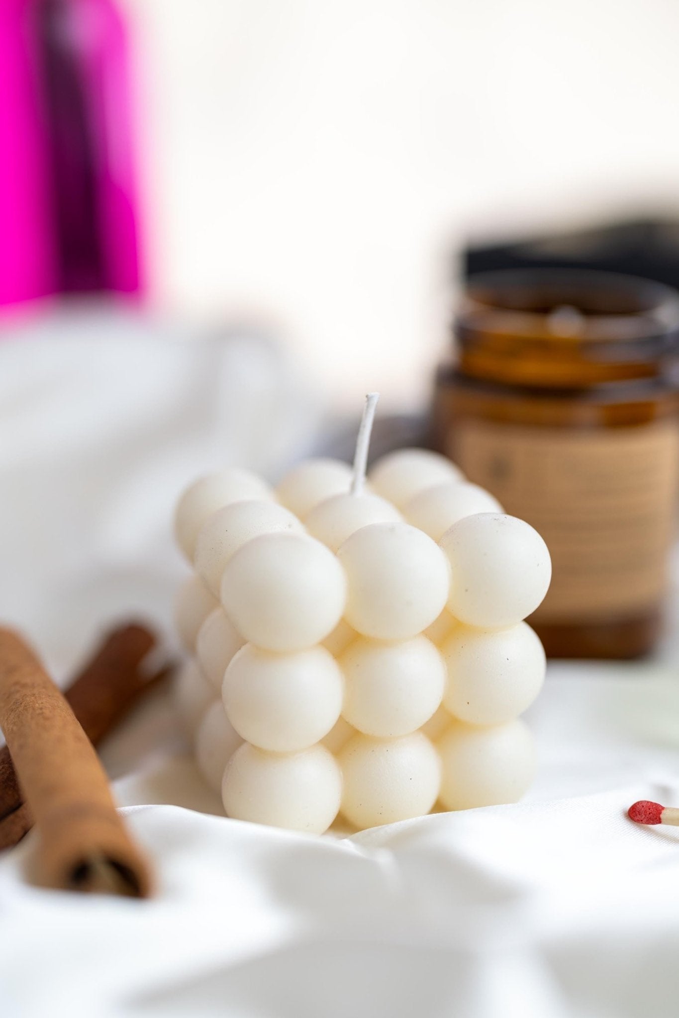 Hot Sale Aromatherapy 100% Soy Wax Candle Gift Set / Reed Diffuser Gift Set/Comes with a Black Box as well